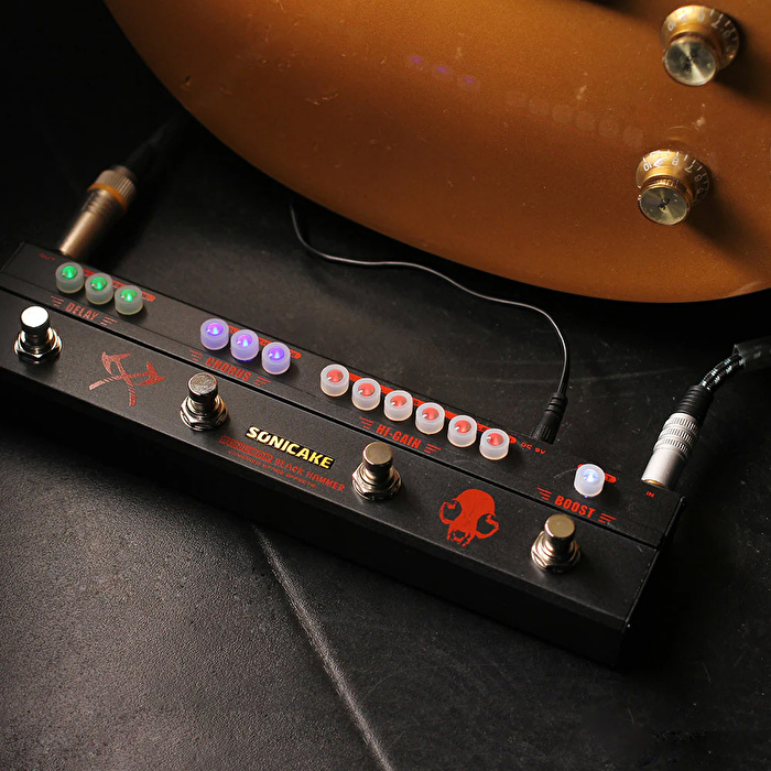 SONICAKE Black Hammer Sonicbar Kombo Gitar Pedalı